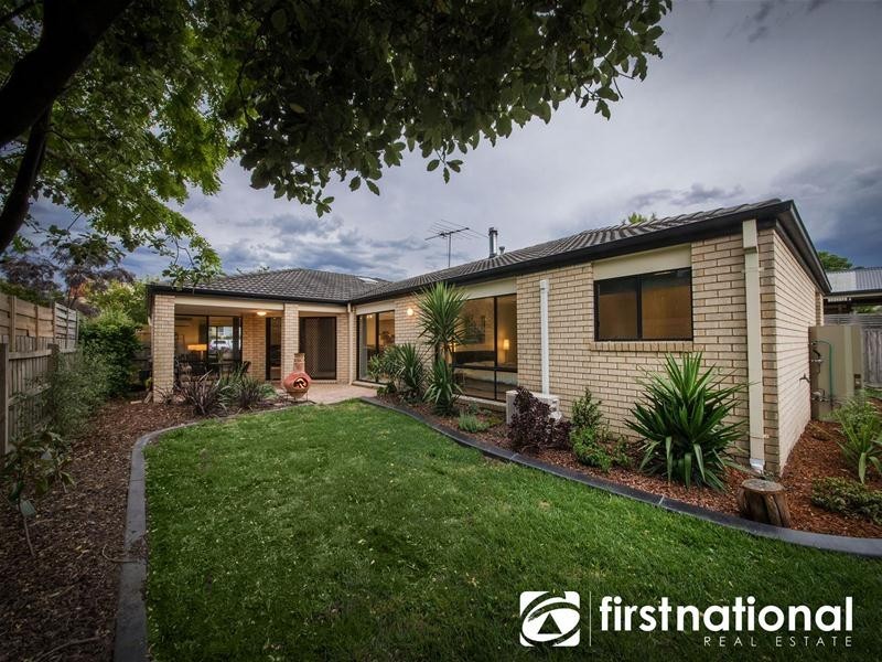 40 Fieldstone Boulevard, Beaconsfield VIC 3807