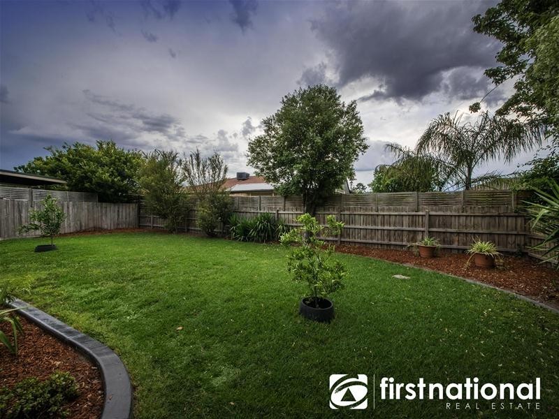 40 Fieldstone Boulevard, Beaconsfield VIC 3807