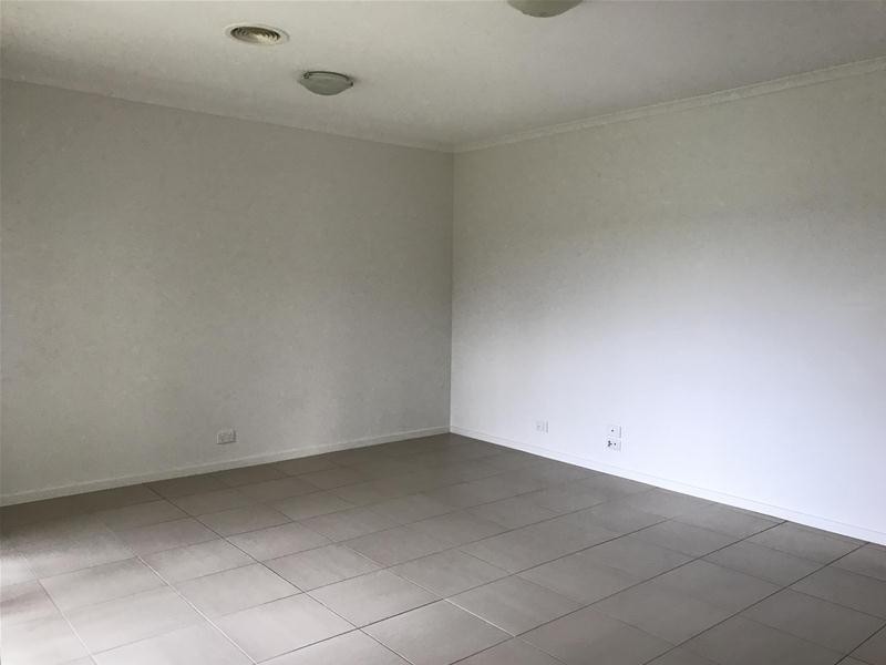 44 Hartsmere Drive, Berwick VIC 3806