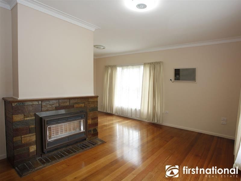 10 John Street, Pakenham VIC 3810