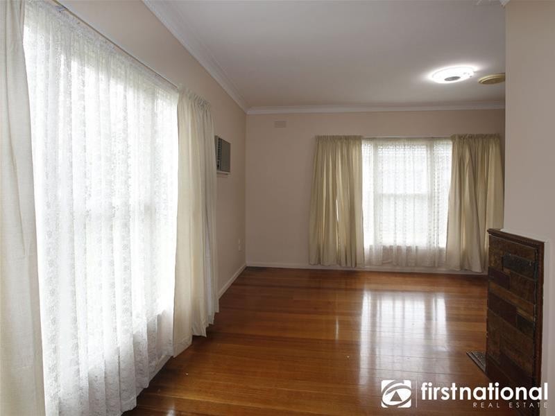 10 John Street, Pakenham VIC 3810