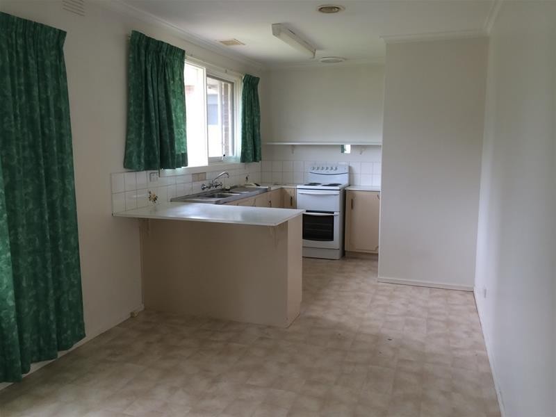 6 Mansfield Street, Berwick VIC 3806