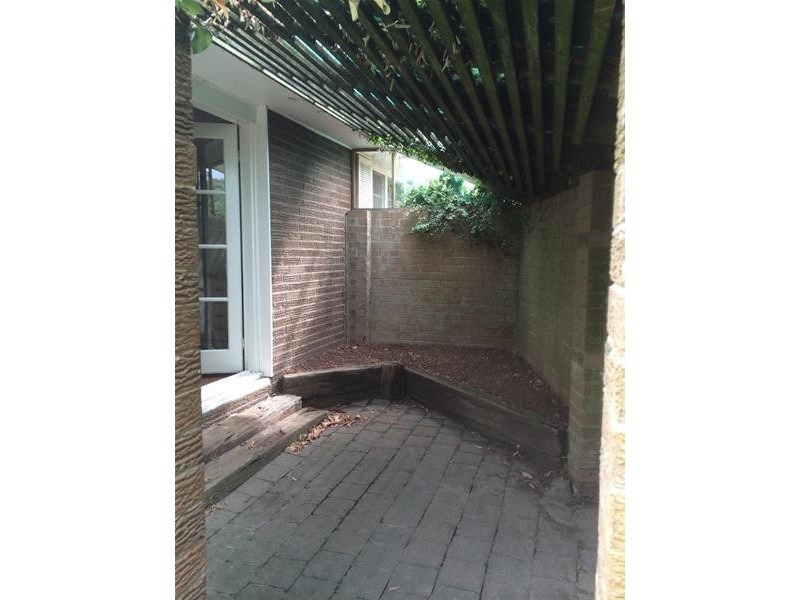 6 Mansfield Street, Berwick VIC 3806