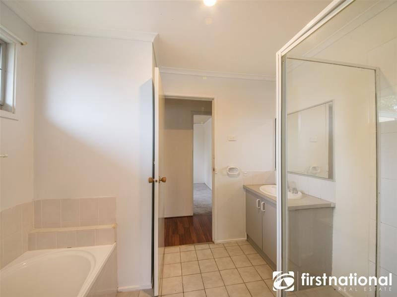 6 Ballina Place, Hampton Park VIC 3976