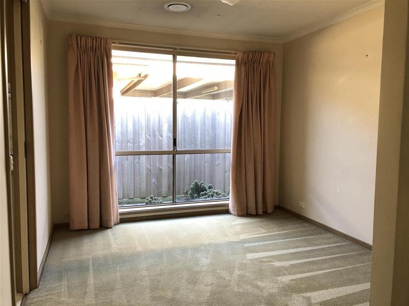 4 Malanda Court, Berwick VIC 3806