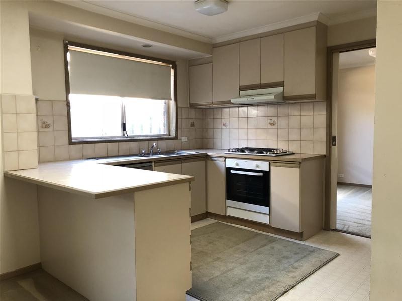 4 Malanda Court, Berwick VIC 3806