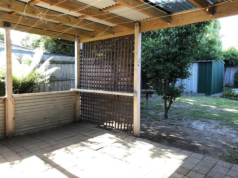 4 Malanda Court, Berwick VIC 3806