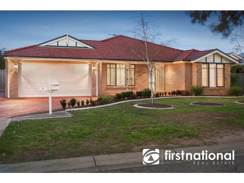 9 Tasman Way, Pakenham VIC 3810