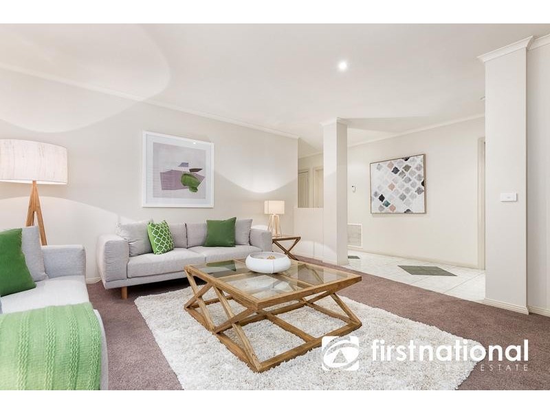 9 Tasman Way, Pakenham VIC 3810