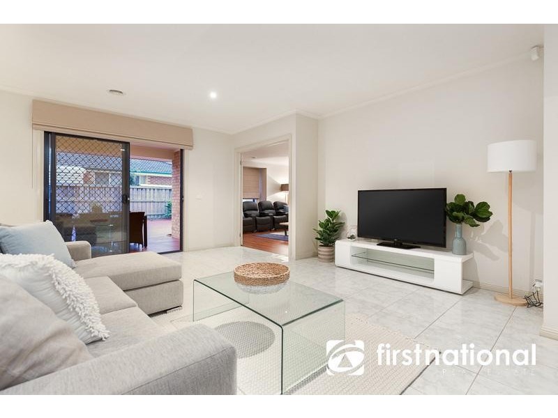 9 Tasman Way, Pakenham VIC 3810