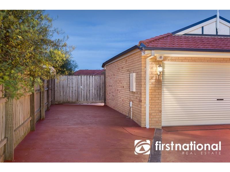 9 Tasman Way, Pakenham VIC 3810