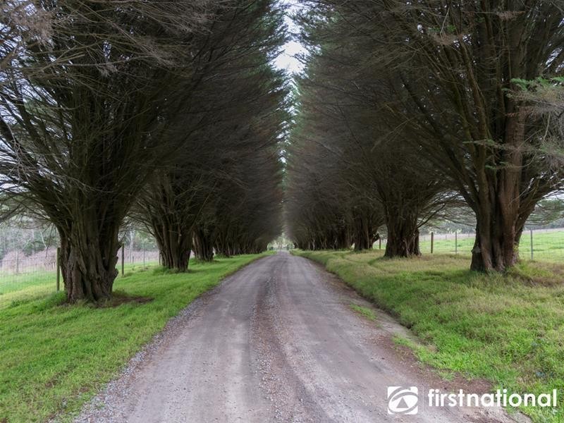 90 Weatherhead Road, Tynong North VIC 3813