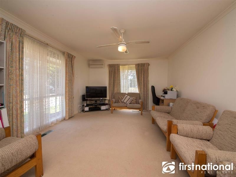 1/12 Henty Street, Pakenham VIC 3810