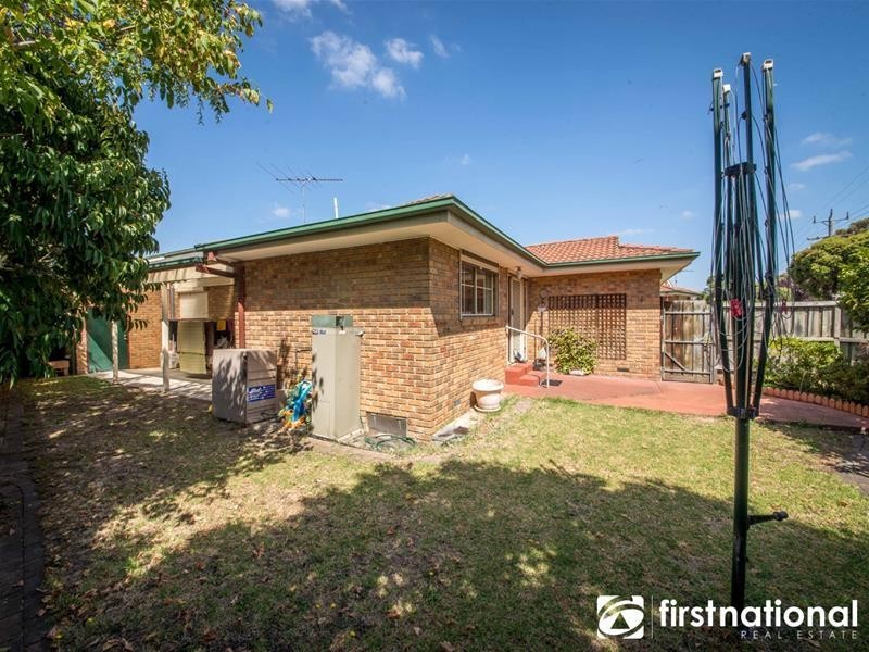1/12 Henty Street, Pakenham VIC 3810