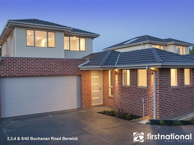 1-2/42 Buchanan Road, Berwick VIC 3806