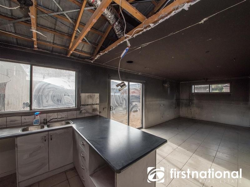 2 Mirabelle Street, Pakenham VIC 3810