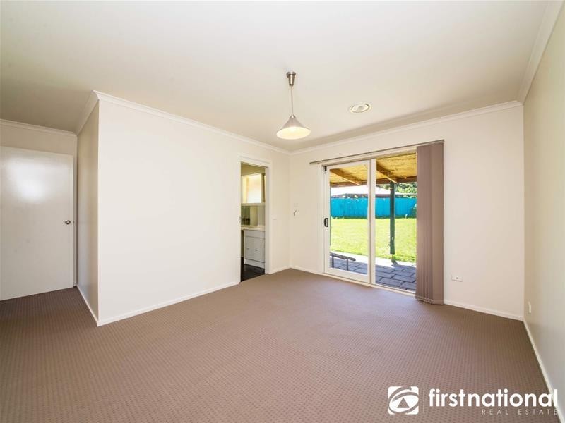 12 Harness Place, Pakenham VIC 3810