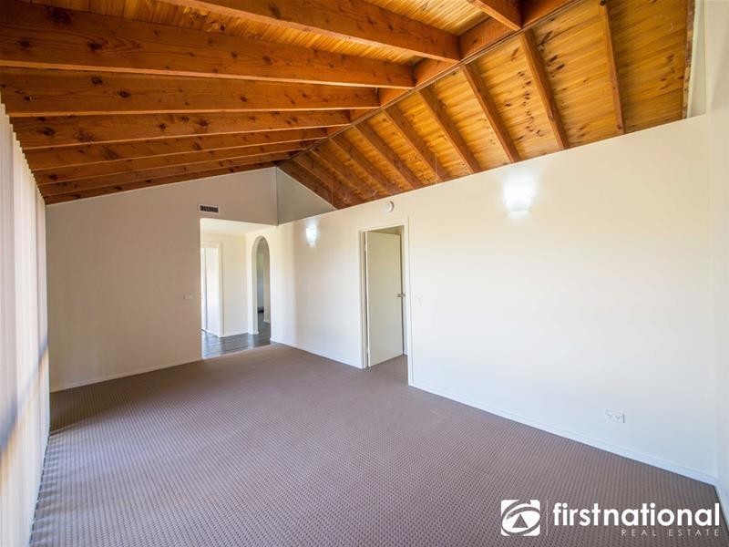 12 Harness Place, Pakenham VIC 3810