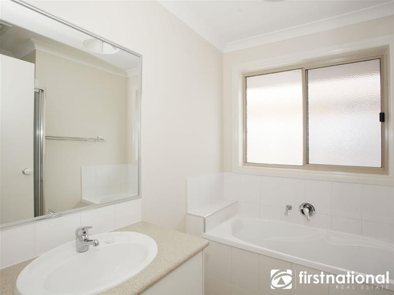 45 Belvedere Drive, Pakenham VIC 3810