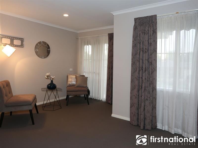 54 The Promenade, Narre Warren South VIC 3805