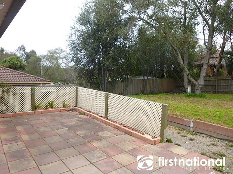 9 Redgum Place, Narre Warren VIC 3805