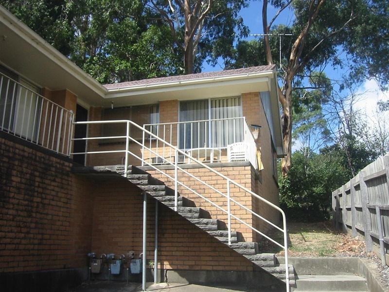 9/9 Gloucester Avenue, Berwick VIC 3806