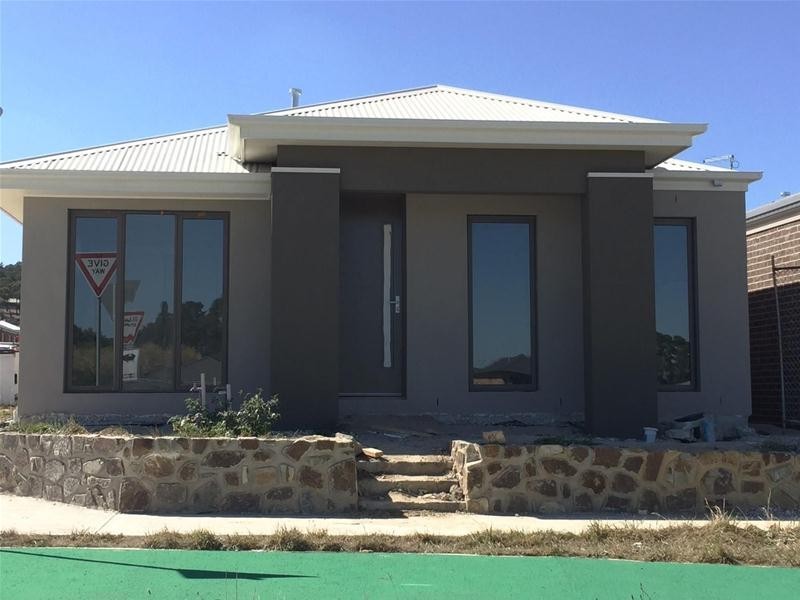 241 (Lot 3) Pink Hill Boulevard, Officer VIC 3809