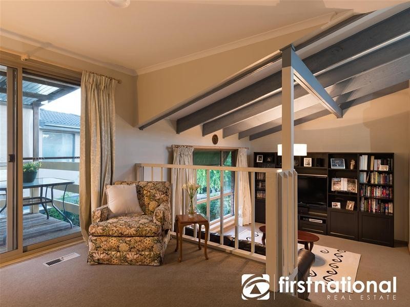 27 Telford  Drive, Berwick VIC 3806