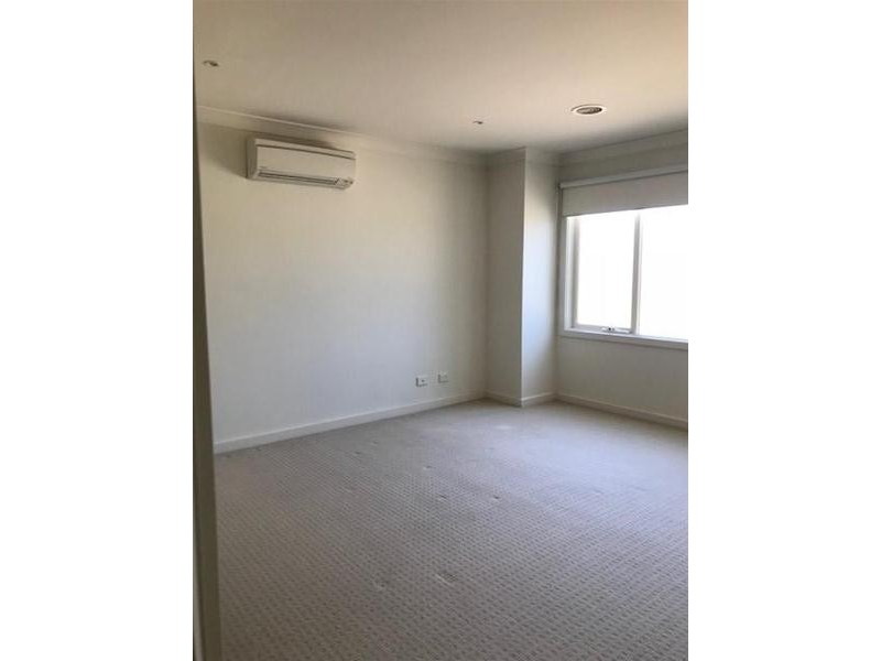 21 Tilbavale Close, Hallam VIC 3803