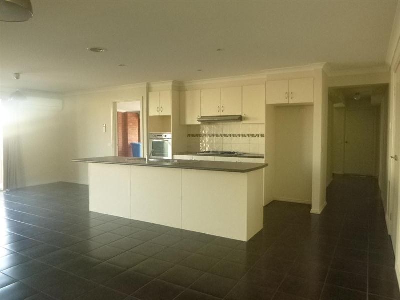 44 Piermont Drive, Berwick VIC 3806