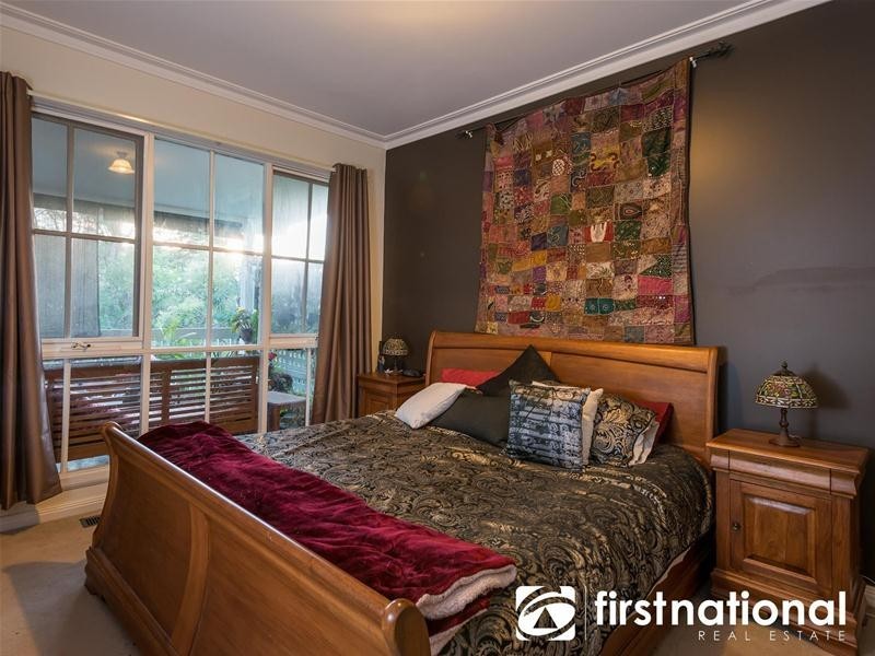 19 Caroline Avenue, Cockatoo VIC 3781