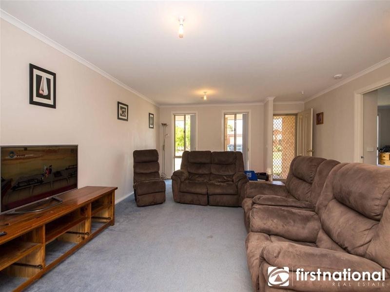 3 Mason Mews, Pakenham VIC 3810