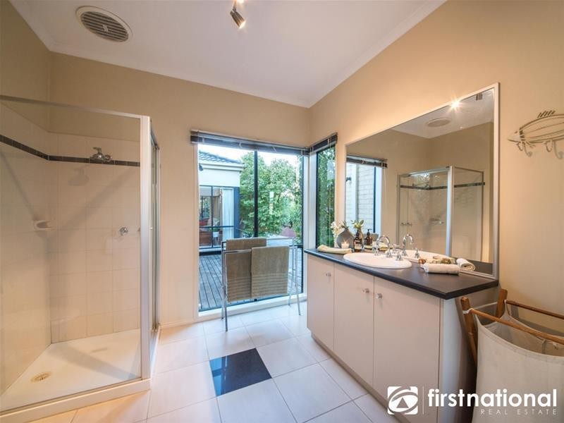 10 Avendon Court, Narre Warren South VIC 3805