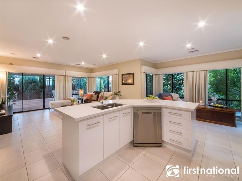 10 Avendon Court, Narre Warren South VIC 3805