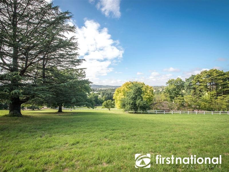 155-157 Beaumont  Road, Berwick VIC 3806