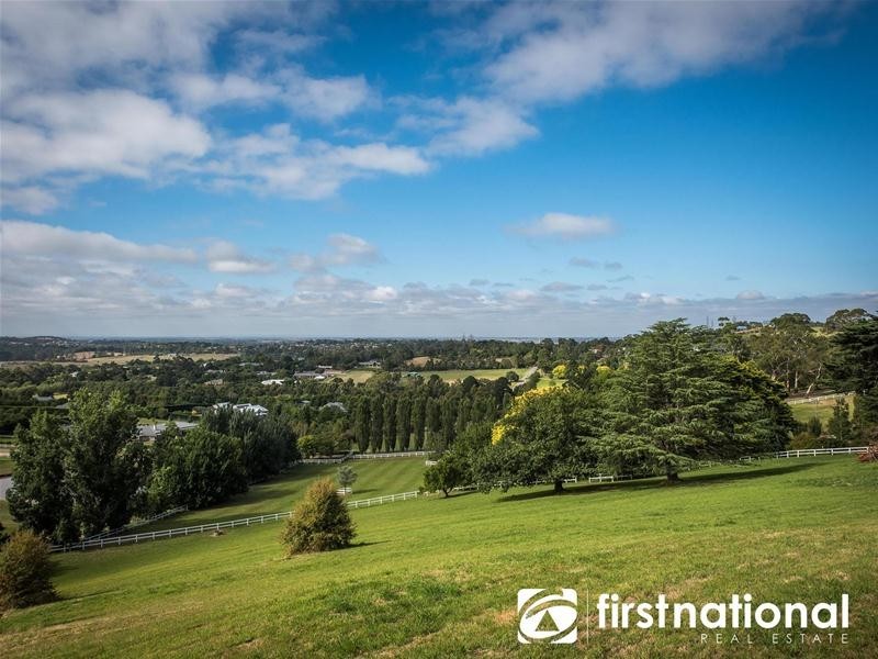 155-157 Beaumont  Road, Berwick VIC 3806