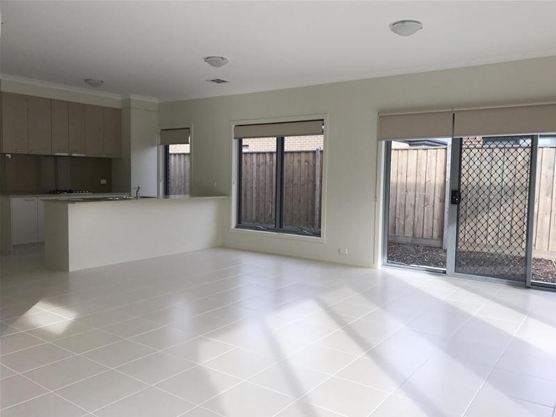 3 Jianni Way, Berwick VIC 3806