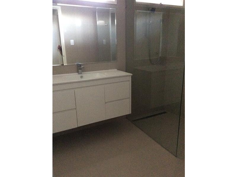 9 Mahon Crescent, Narre Warren VIC 3805