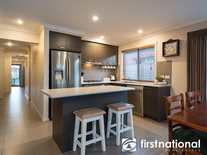 29 Warbler Street, Pakenham VIC 3810