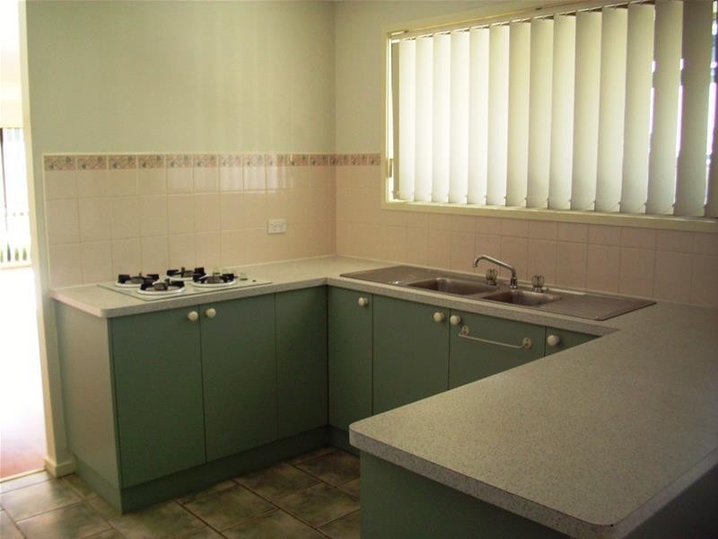 10 Ashton Rise, Narre Warren South VIC 3805