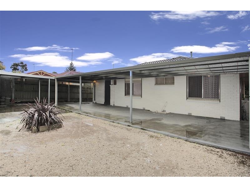3 Cloverset Avenue, Narre Warren VIC 3805
