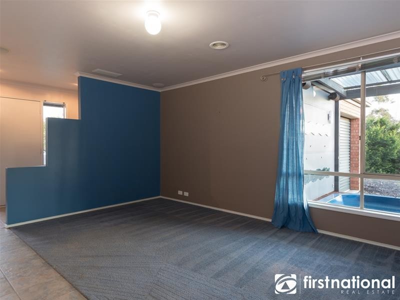 6 Dudley Mews, Pakenham VIC 3810