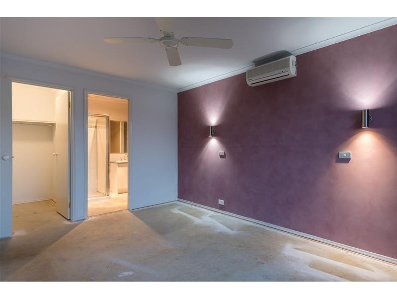 6 Dudley Mews, Pakenham VIC 3810