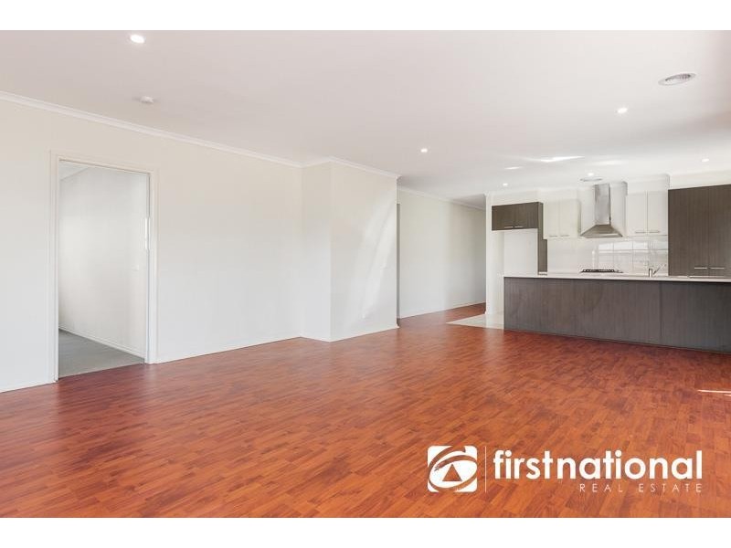 24 Verdant Avenue, Officer VIC 3809