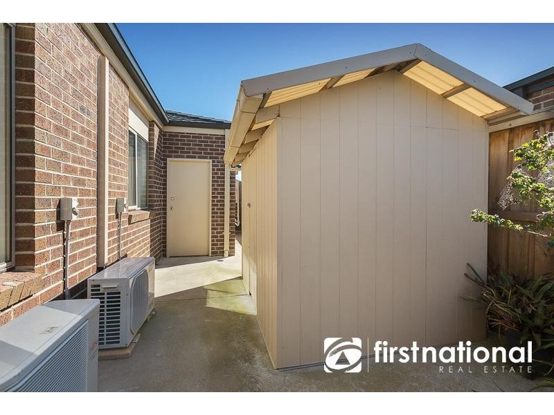 24 Verdant Avenue, Officer VIC 3809