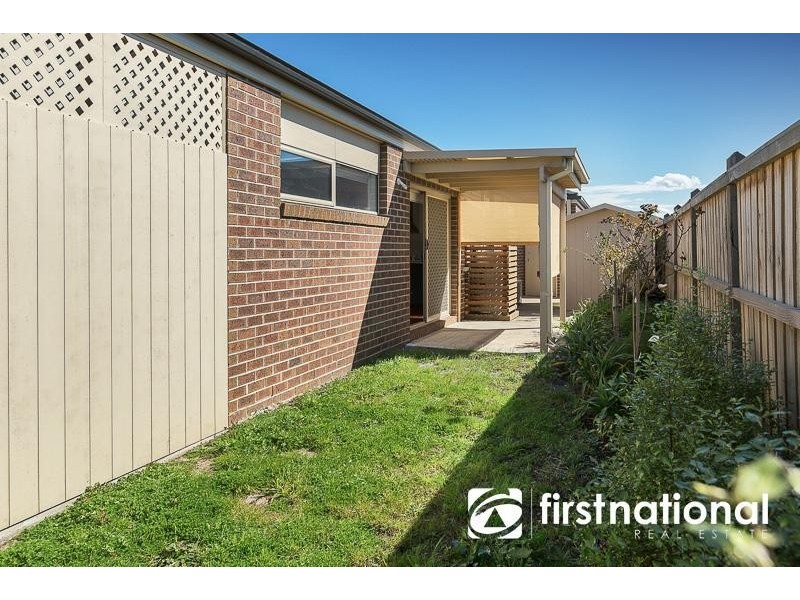 24 Verdant Avenue, Officer VIC 3809