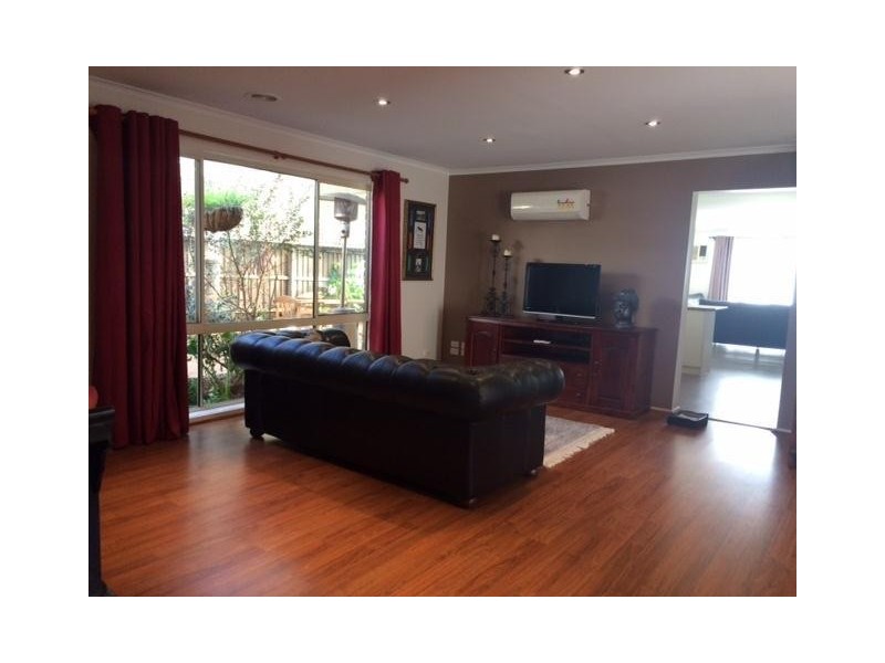 12 Highland Crescent, Narre Warren South VIC 3805