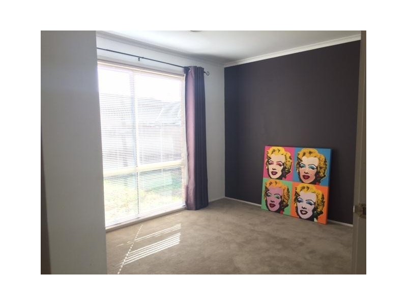 12 Highland Crescent, Narre Warren South VIC 3805