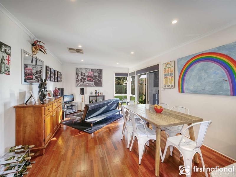 7 The Spur, Hampton Park VIC 3976