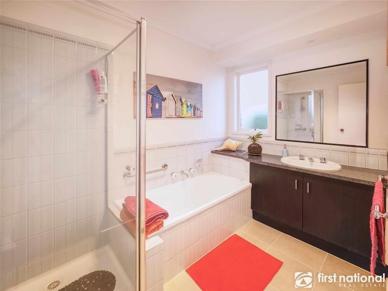 7 The Spur, Hampton Park VIC 3976